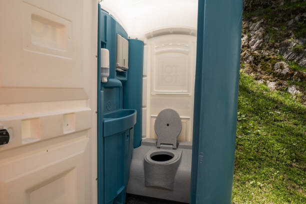 Portable Toilet Options We Offer in Pana, IL